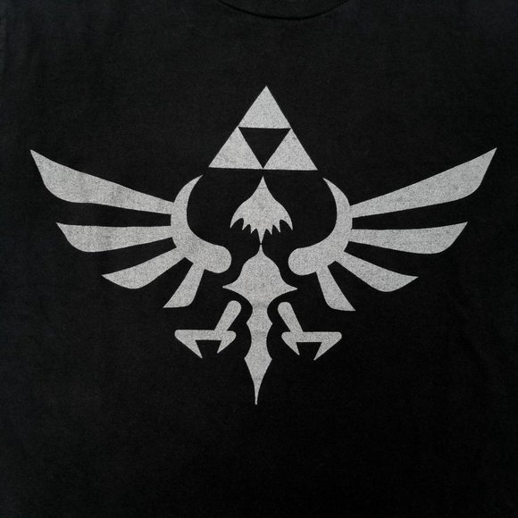 Legend of Zelda Skyward Sword TShirt Triforce 2017 - Picture 3 of 5